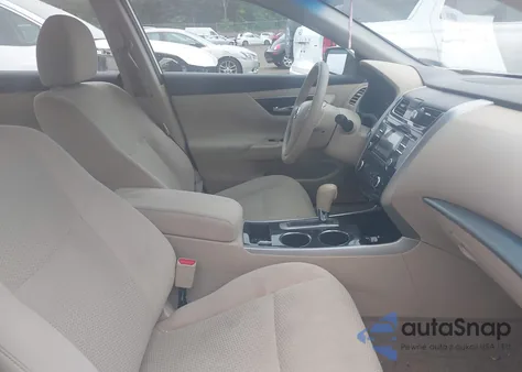 2014 Nissan Altima 2.5 S z USA, uszkodzony, nr VIN 1N4AL3AP2EC162068